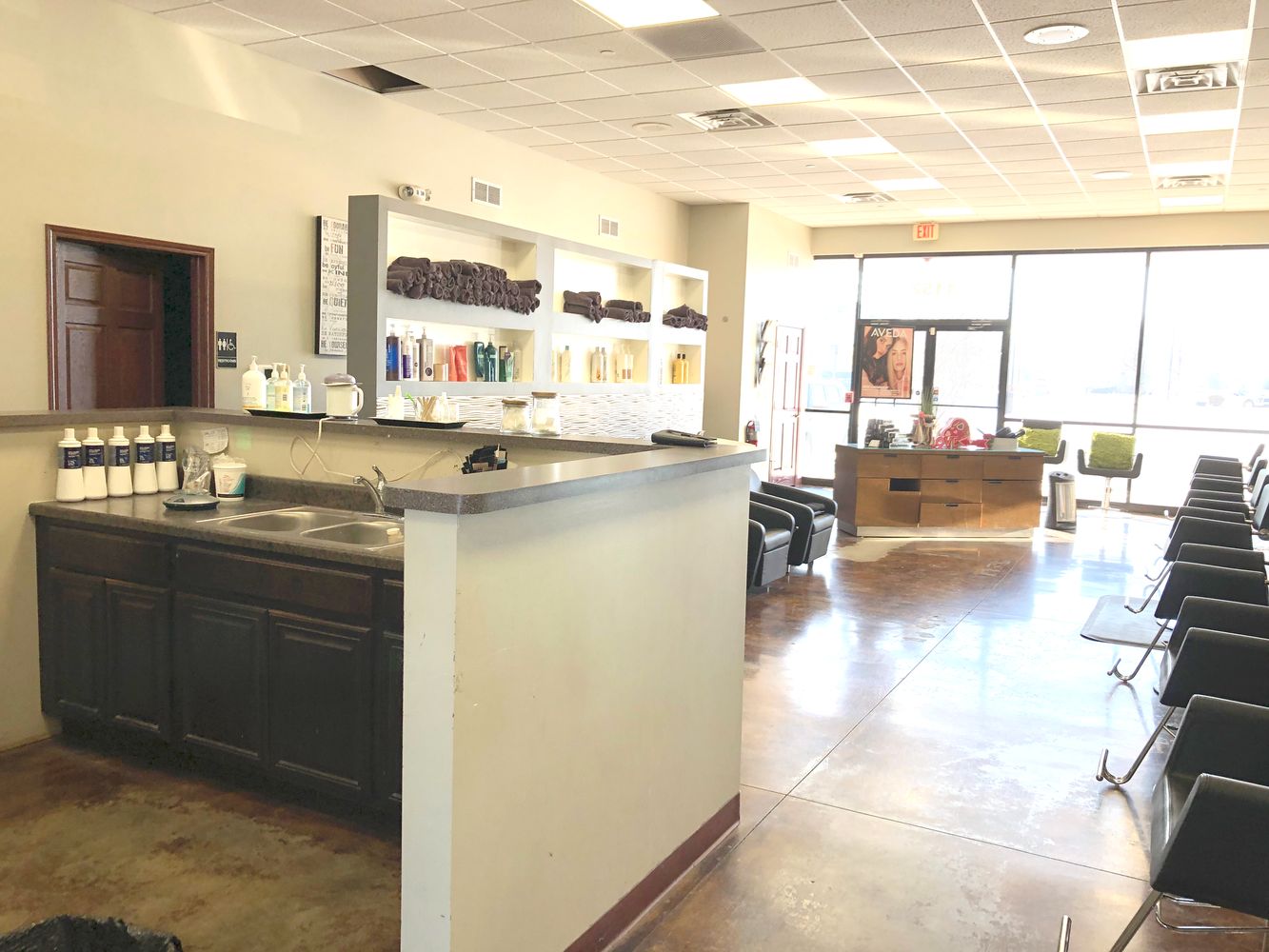 Mason Square: 1152 Douglas Rd, Oswego, IL 60543